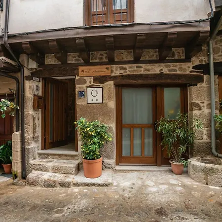 Casa Rural As Andurinas Holiday home San Martin De Trevejo