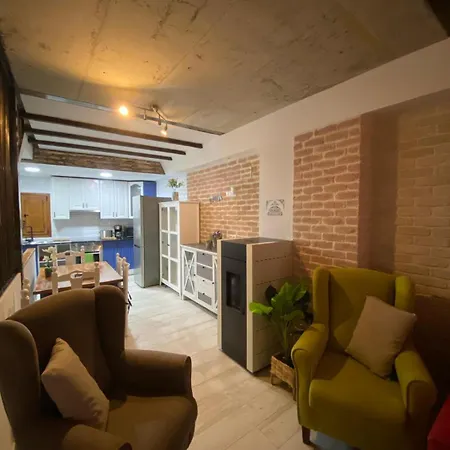 Casa Rural As Andurinas * San Martín de Trevejo